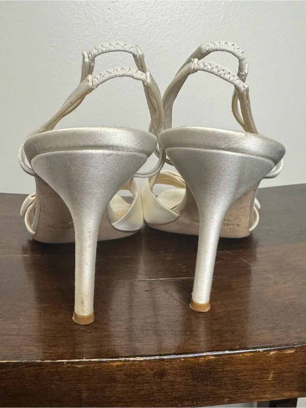 Kate Spade Mattie Satin Bow Slingback Heels Ivory/Cream 8B